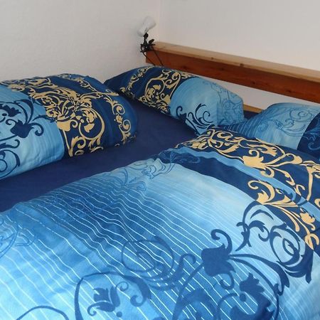 Private Gastezimmer Bei Ila Zimmerling Dresde Exterior foto
