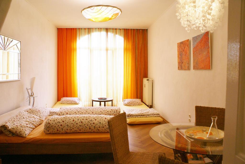 Private Gastezimmer Bei Ila Zimmerling Dresde Habitación foto